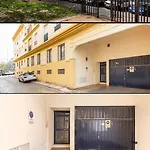LUNAROOM Center&Quiet Guesthouse