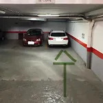 LUNAROOM Center&Quiet Guesthouse