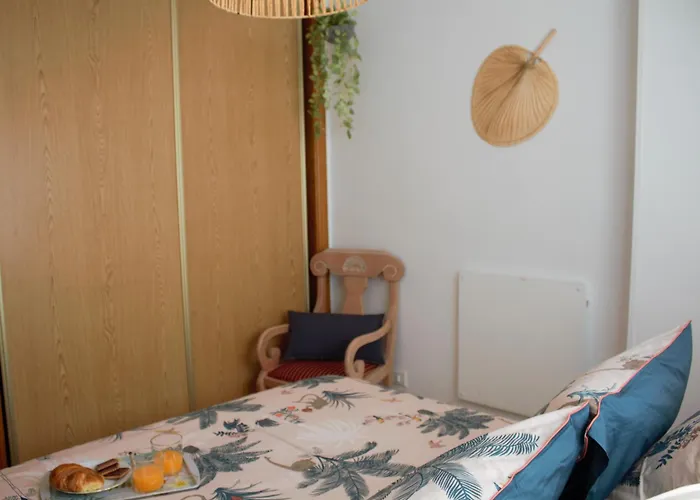 LUNAROOM Center&Quiet Guesthouse
